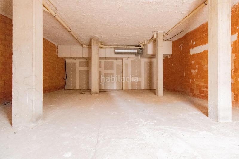 Foto 08ac97a7-877c-4524-ab41-c7722e3de6bf. Alquiler local comercial en San José-Los Metales Sagunt