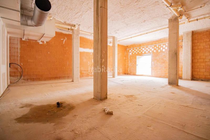 Foto e689c7a6-d19f-4d18-84be-7c0b548bd22e. Alquiler local comercial en San José-Los Metales Sagunt