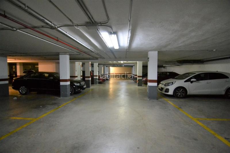 Foto 4f4137b9-18a5-4cb6-b6b2-22f22f43a0c5. Parking coche dos plazas de garaje trastero. emperador en Museros