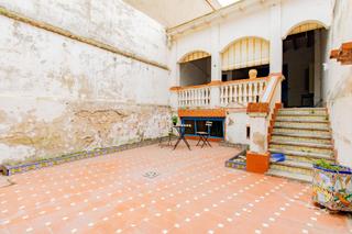 Casa adossada  Carrer montesa. Casa a la venta en el perello