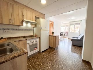 Affitto Piccolo appartamento in Pais valencia 20. Alquiler en onda!
