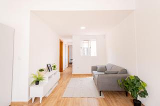 Édifice  Calle sant onofre. Edificio completamente reformado a la venta en torrent  ideal pa