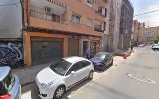Local Comercial  Calle  marqués de montortal. Local comercial  rascanya
