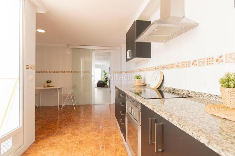 Foto 7ef33655-ce70-4a0b-b76d-4a3aec03bccb. Semi detached house with parking in Centro-El Castillo Sagunt