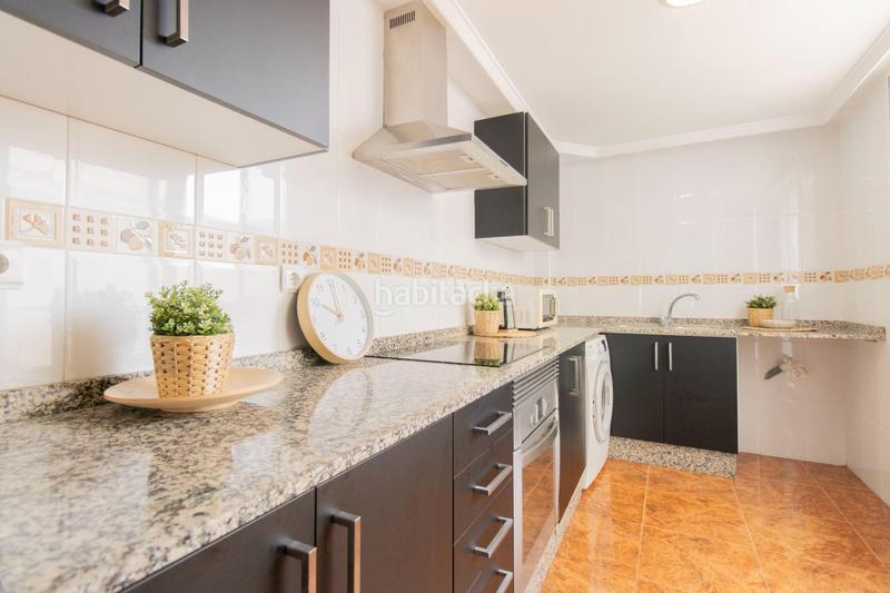 Foto 85681af9-c69d-4530-b848-0a279dc84715. Semi detached house with parking in Centro-El Castillo Sagunt