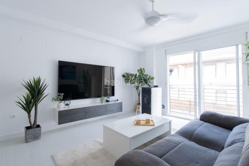 Foto 9eb66c3a-beef-4f5b-9605-16e8c1bc6999. Semi detached house with parking in Centro-El Castillo Sagunt