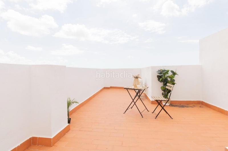 Foto a29a9891-205d-49cd-afff-dac39806e6b6. Semi detached house with parking in Centro-El Castillo Sagunt