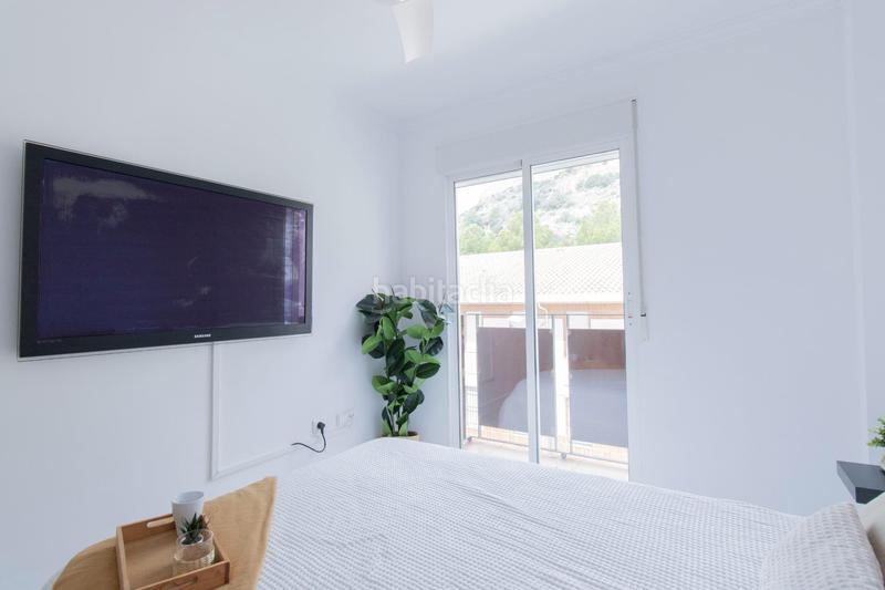 Foto bec1ec39-a7cd-4988-8864-4b76bd85ffd9. Semi detached house with parking in Centro-El Castillo Sagunt