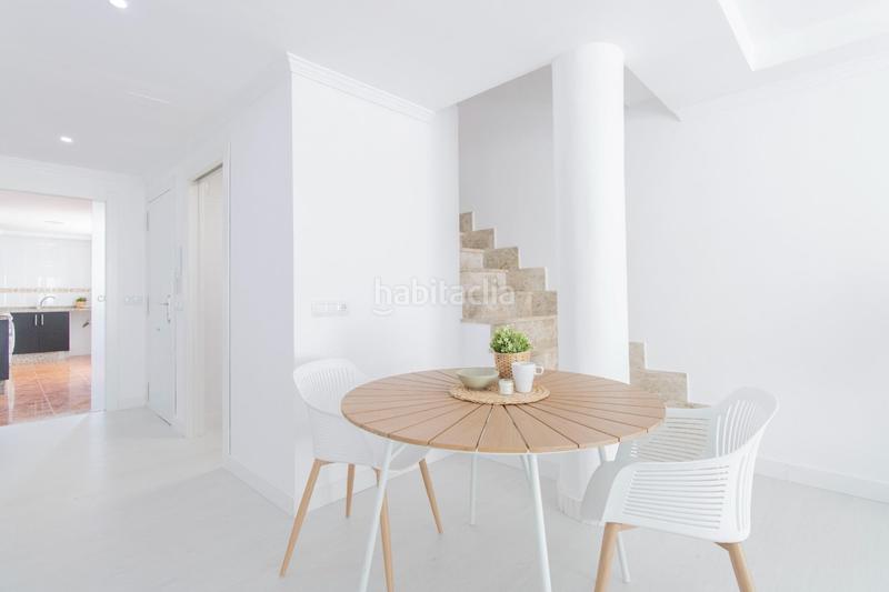 Foto e28821c2-b7af-4a59-afbe-515bc2bef859. Semi detached house with parking in Centro-El Castillo Sagunt