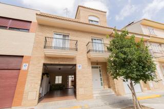 Xalet  Calle de josé maría izquierdo. Casa en massamagrell!!!