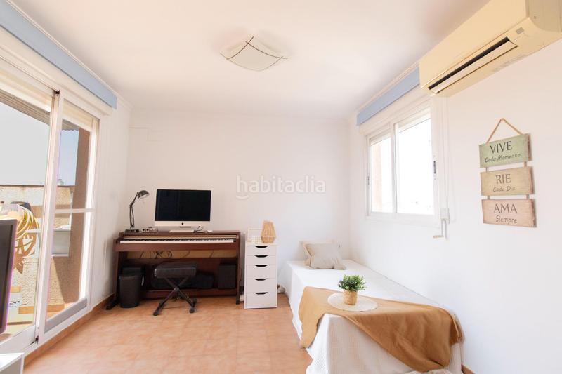 Foto 0c9de868-0165-498d-95d8-07426e53f8ab. Casa adosada  lista para entrar a vivir en el centro en Foios