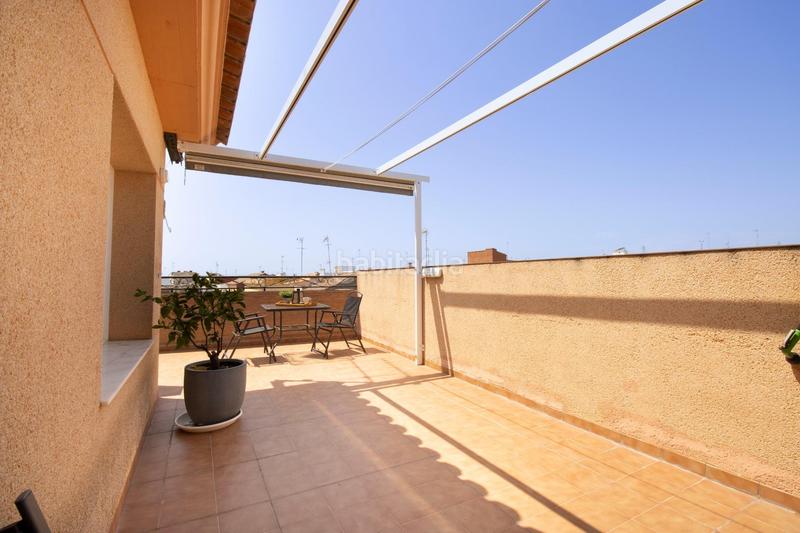 Foto 5f691668-cc8f-4192-a1a4-730209e20e64. Casa adosada  lista para entrar a vivir en el centro en Foios