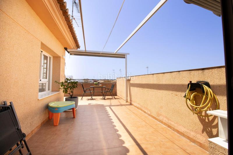 Foto bb47db88-ff14-4308-b354-84a93304c388. Casa adosada  lista para entrar a vivir en el centro en Foios