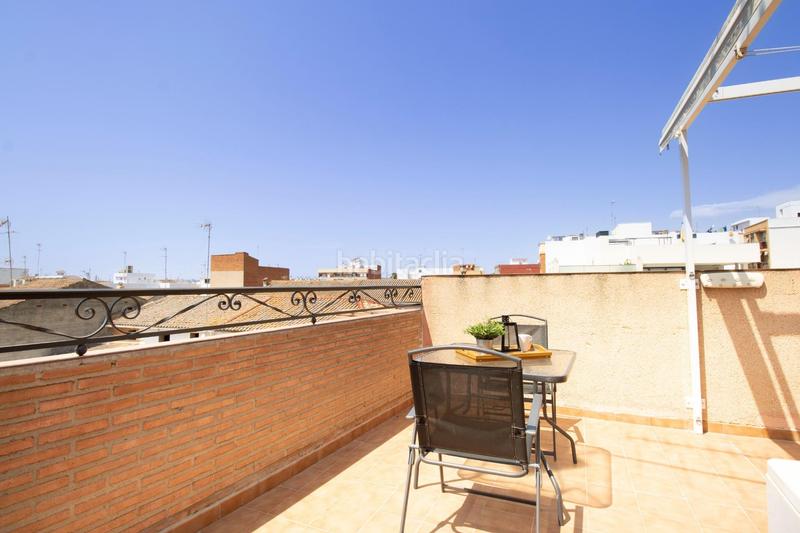 Foto c9836ca2-8f6e-41e4-9d0e-0f0820d38bef. Casa adosada  lista para entrar a vivir en el centro en Foios