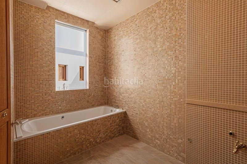 Foto 97c4efec-bd98-43e2-a03a-d98d249f4227. Casa adossada amb aparcament piscina a Playa-Ben Afeli Almazora / Almassora