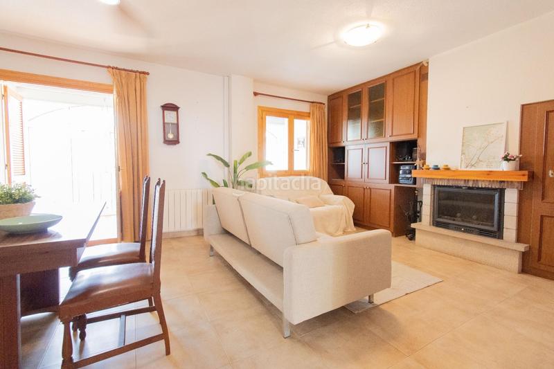 Foto 5af4f6c2-f182-4dcf-b44e-a67b6cc26a72. Casa adosada adosado esquinero en naquera!!! en Casco Urbano Náquera