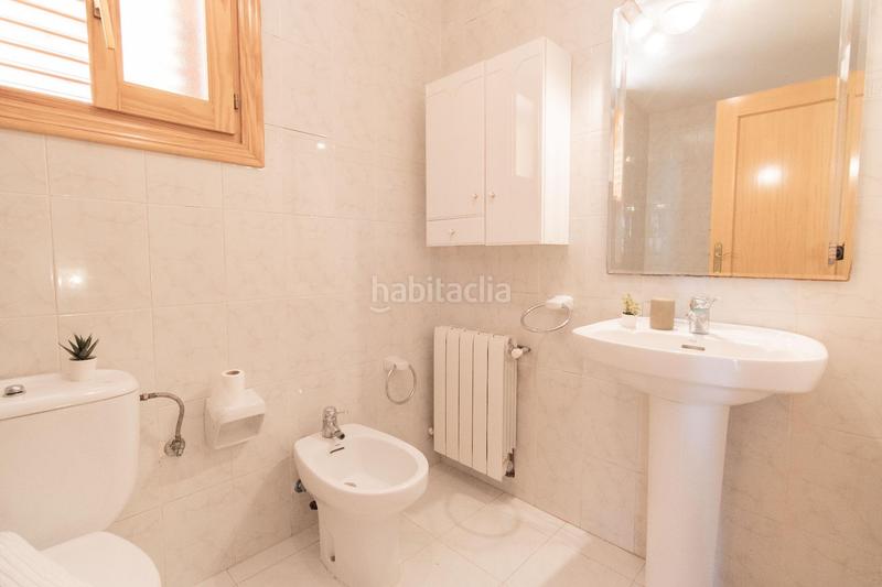 Foto 6a03c034-c5a0-4a36-b460-856057f8016b. Casa adosada adosado esquinero en naquera!!! en Casco Urbano Náquera