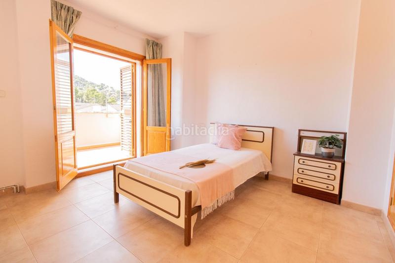 Foto 714b5a28-8617-4afa-a7b9-03f2f2e65a21. Casa adosada adosado esquinero en naquera!!! en Casco Urbano Náquera