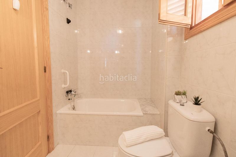 Foto 805c4754-6a2e-43ee-828d-e621707100f1. Casa adosada adosado esquinero en naquera!!! en Casco Urbano Náquera