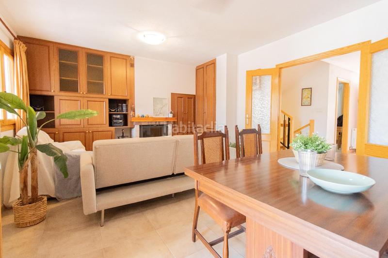 Foto 868a627b-cf30-4bb3-a5e5-9213e98e0416. Casa adosada adosado esquinero en naquera!!! en Casco Urbano Náquera