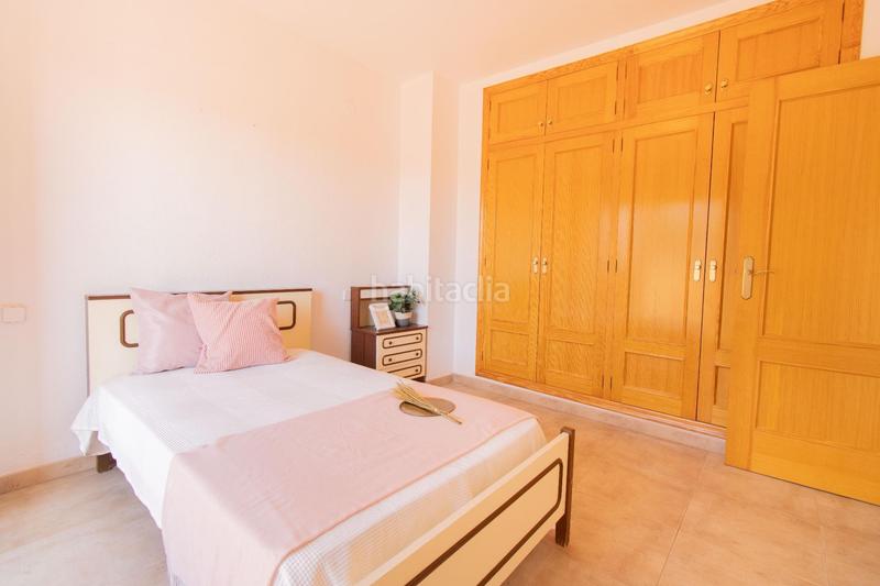 Foto c4ca4a2a-6868-4794-b597-c8f958641ada. Casa adosada adosado esquinero en naquera!!! en Casco Urbano Náquera