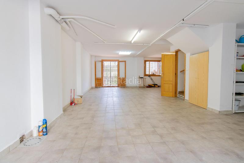 Foto e703ac40-0b3e-4196-bc73-0690549deb4c. Casa adosada adosado esquinero en naquera!!! en Casco Urbano Náquera