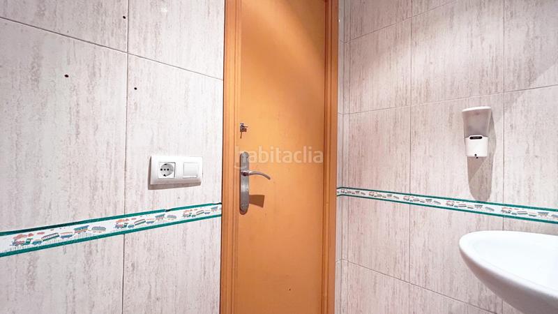 Foto c7dbc15f-0ed1-4204-b108-483304a3c6b4. Location local commercial dans Massamagrell