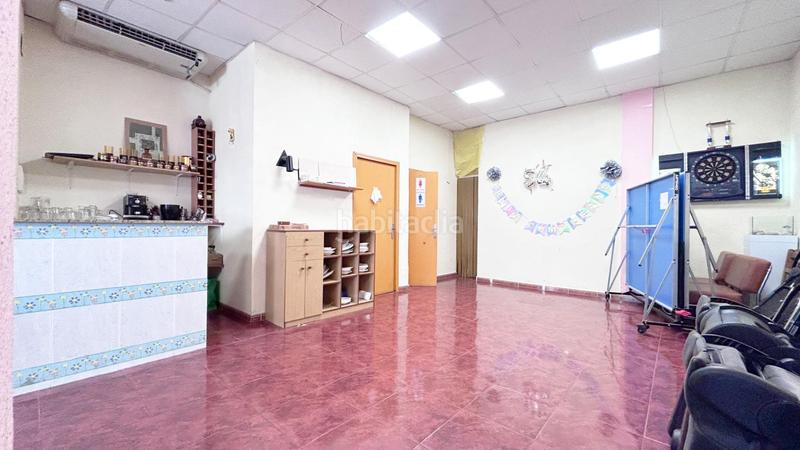 Foto f7d210c7-379a-481d-8ca8-bd7fb62a7253. Location local commercial dans Massamagrell