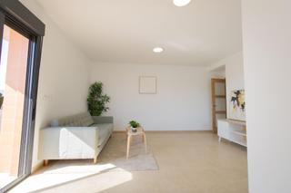 Etagenwohnung  Carrer dels drets humans. Piso a estrenar en moncofa pueblo, con piscina y cerca del mar!