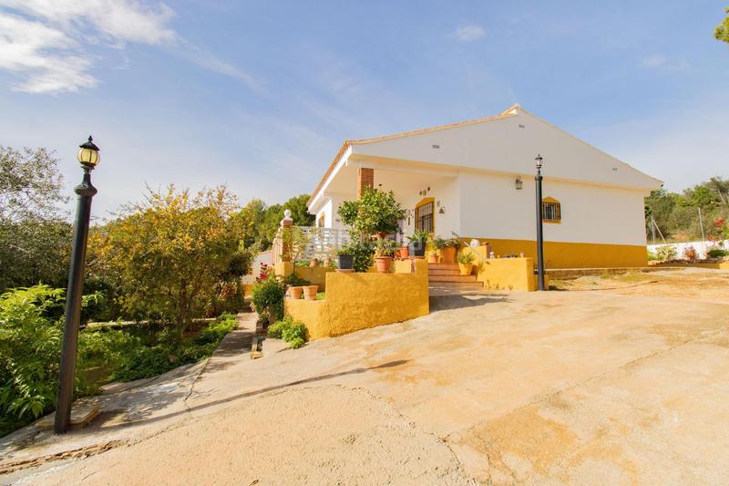 Foto 109813ac-85d0-4436-a816-a17673c42f92. Chalet avec parking piscine dans Albalat dels Tarongers