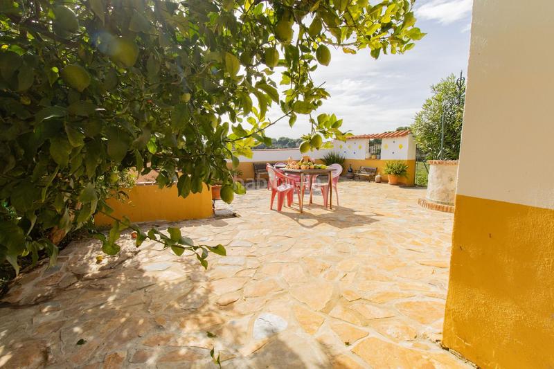 Foto aaf98f8d-5349-47a0-a191-72f4bb9030df. Chalet avec parking piscine dans Albalat dels Tarongers