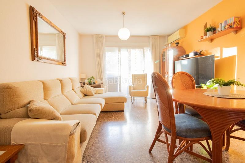 Foto b630f046-72b5-447b-bc0e-d163fb846a70. Etagenwohnung mit parking in Malva Rosa Valencia