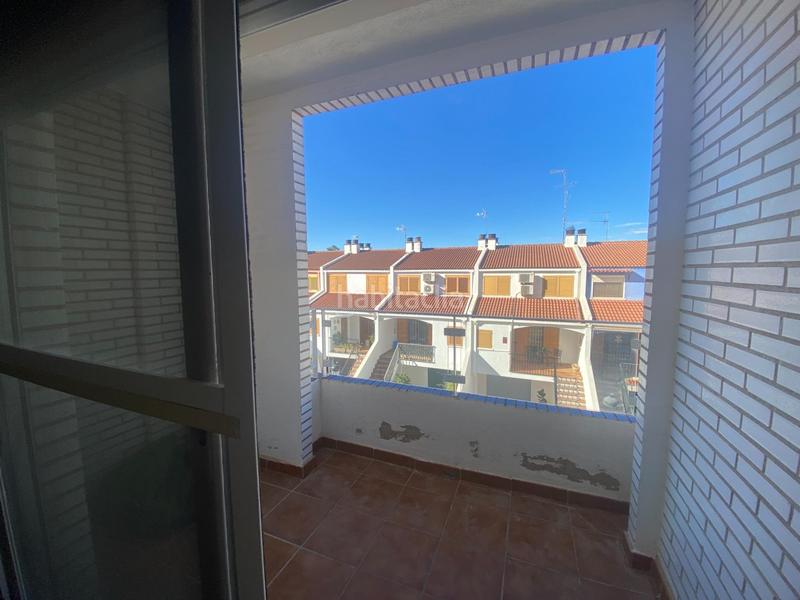 Foto 478f6ef8-c497-435d-b1bd-2c3af0fcedd8. Zweistöckige wohnung in calle nou d'octubre 3 in Albuixech