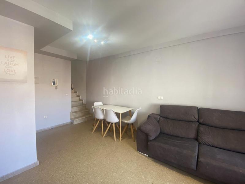 Foto 9ad43df3-dcd7-4368-80da-ed9f17c30265. Zweistöckige wohnung in calle nou d'octubre 3 in Albuixech