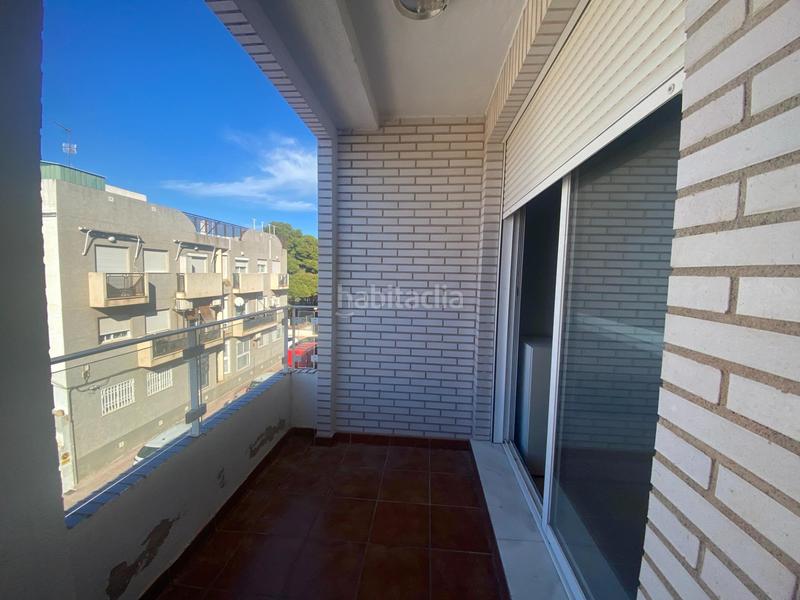 Foto 9c11f6ea-a3a9-4736-980b-61eef509fac7. Zweistöckige wohnung in calle nou d'octubre 3 in Albuixech