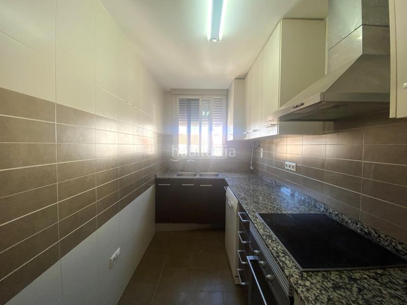 Foto b3206ad9-92c8-4d5d-8190-eb2761dcbefb. Zweistöckige wohnung in calle nou d'octubre 3 in Albuixech