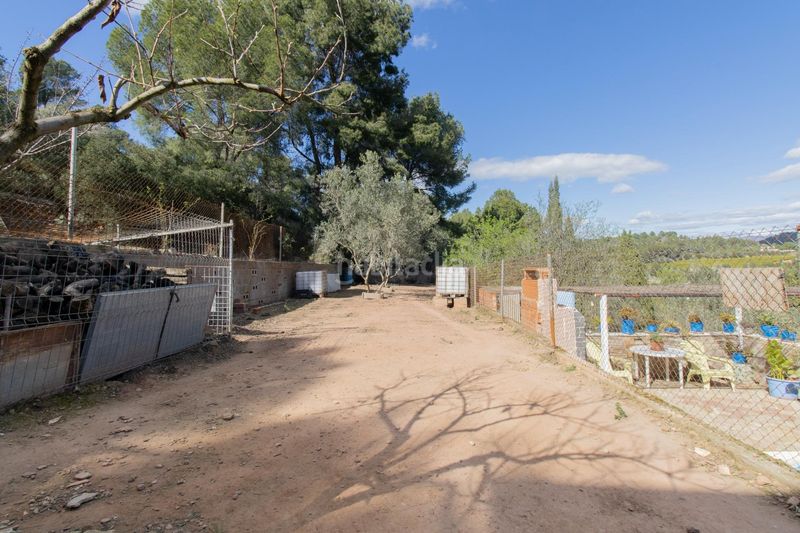 Foto cdf49ef1-b357-4866-ab81-fb27127f271d. Masia amb piscina a Algímia de Alfara