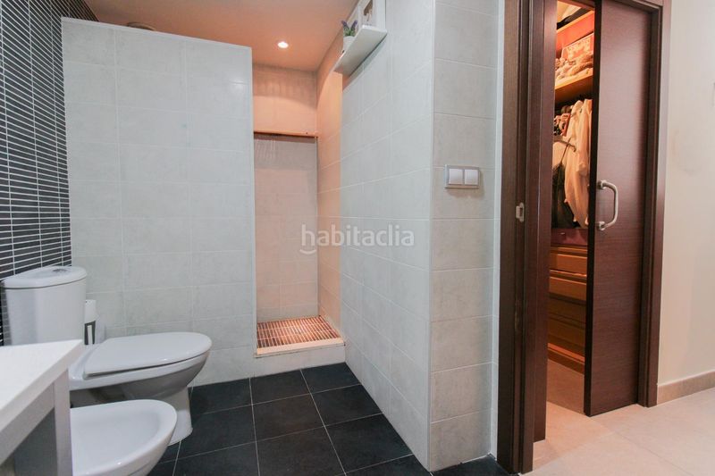 Foto c7b14e04-808c-4d62-944d-d5bd72d9df56. Pis amb calefacció aparcament a L´Eixereta Burjassot