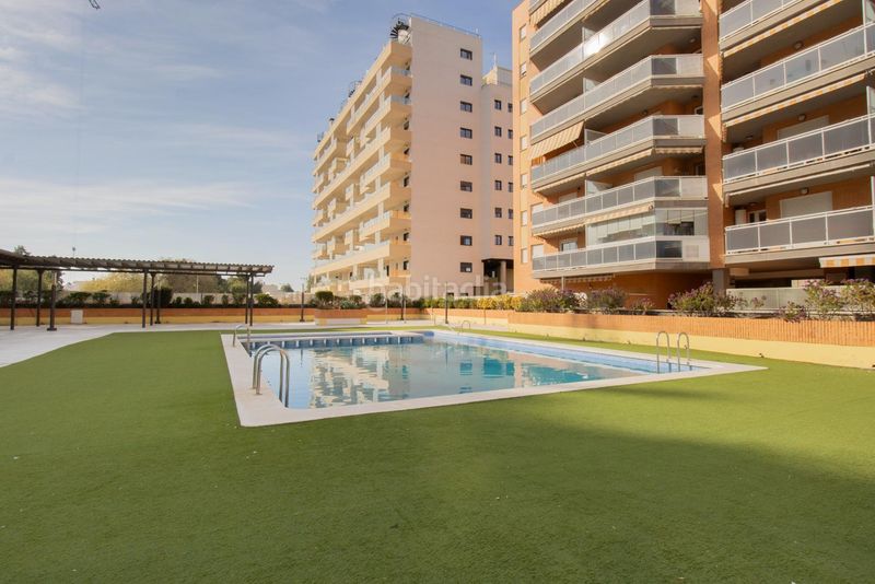 Foto 627c62f2-bbb4-4fdc-85a3-72e96305c126. Apartament amb piscina a Platja de la Pobla de Farnals Pobla de Farnals (la)
