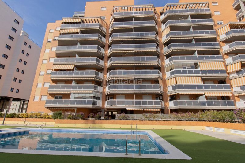 Foto ec8914f4-2bf3-4cdf-80c0-917741bbfb26. Apartament amb piscina a Platja de la Pobla de Farnals Pobla de Farnals (la)