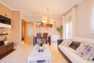 Piso en Calle del riu millars 2. Vivienda luminosa lista para entrar a vivir en puçol