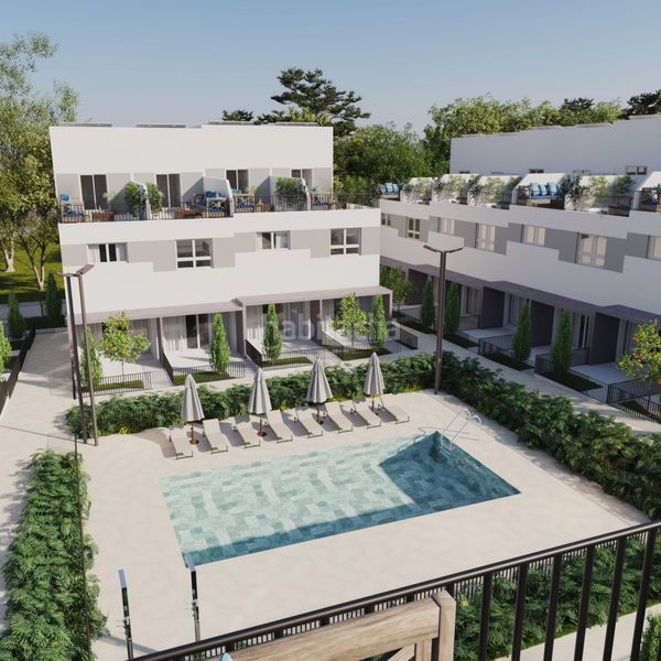 Foto 0f405890-305f-4159-b16d-11946eb39cbb. Casa adossada a Massamagrell