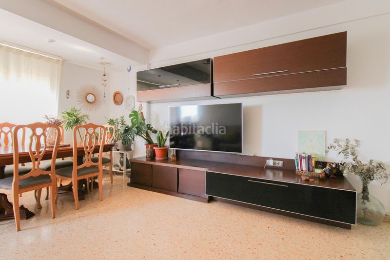 Foto c5aae6ff-c741-4a80-8560-f206b35315f2. Pis a Pobla de Farnals Pobla de Farnals (la)