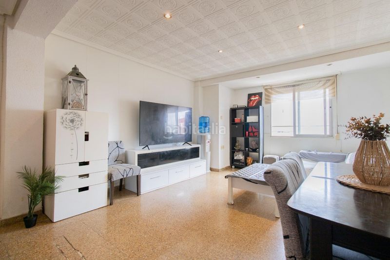 Foto 1ea61730-d697-46fb-a862-6c098d8ea559. Pis a malvarrosa 121 a Malva Rosa Valencia