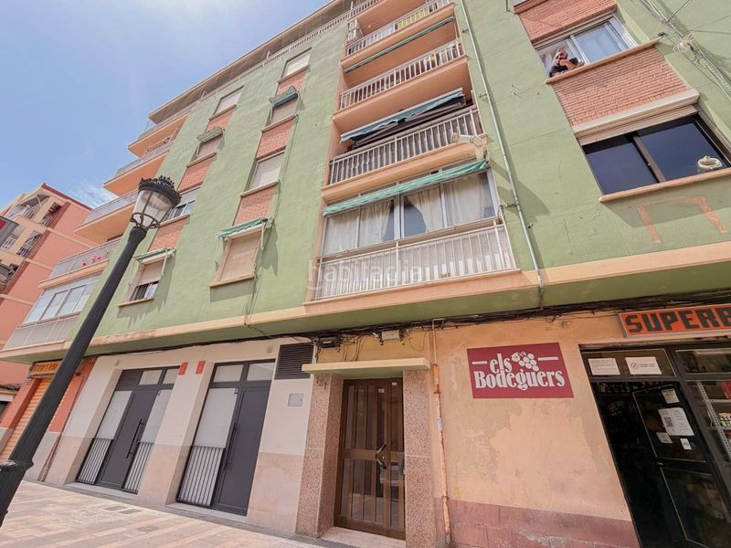 Foto 2202a541-836a-4bac-bdf6-abc2d9ee1be2. Pis a malvarrosa 121 a Malva Rosa Valencia