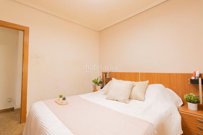 Foto 3deb5cd6-97d9-43ce-af42-c8850eadeba4. Pis a malvarrosa 121 a Malva Rosa Valencia