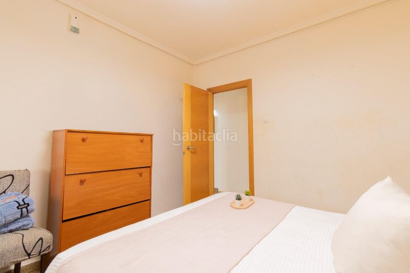 Foto 97ea8c1a-0019-40e9-ab7a-a391a5344551. Pis a malvarrosa 121 a Malva Rosa Valencia