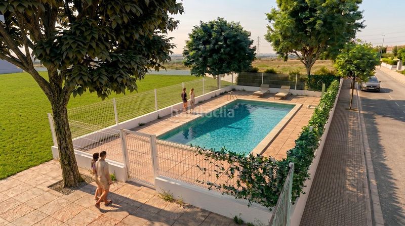 Foto a65ec32d-102f-4caa-b6e5-604bbdbb32bc. Casa adossada amb aparcament piscina a Playa-Ben Afeli Almazora / Almassora