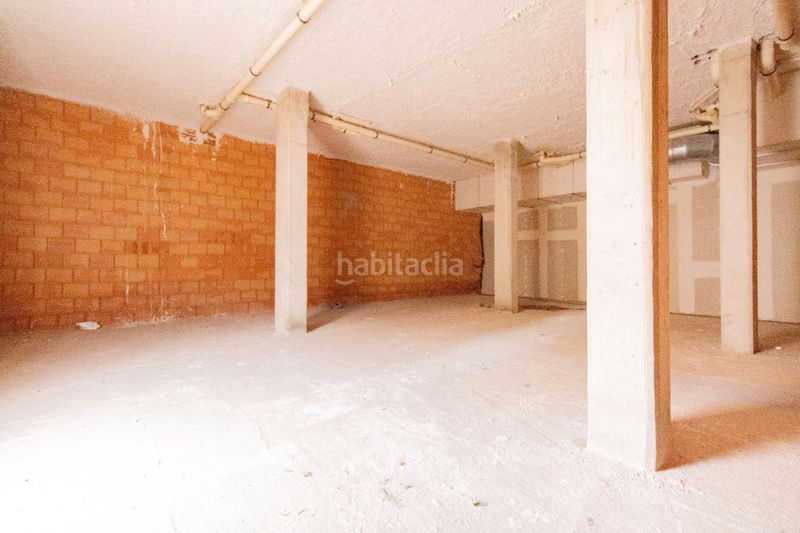 Foto f5d49f9f-7e11-4b4a-8d71-8740f19e5d1c. Local comercial a San José-Los Metales Sagunt