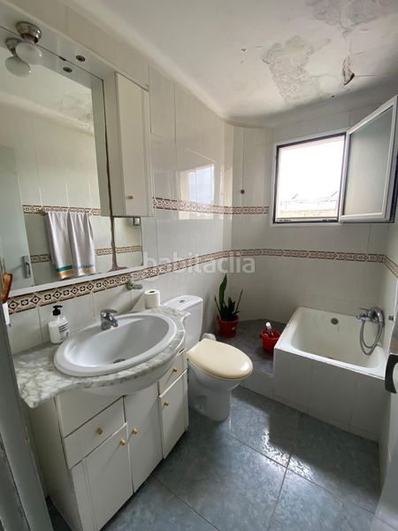 Foto a6e6c4e6-c084-41b1-9bf9-c058c3109b35. Pis a Oliva pueblo Oliva